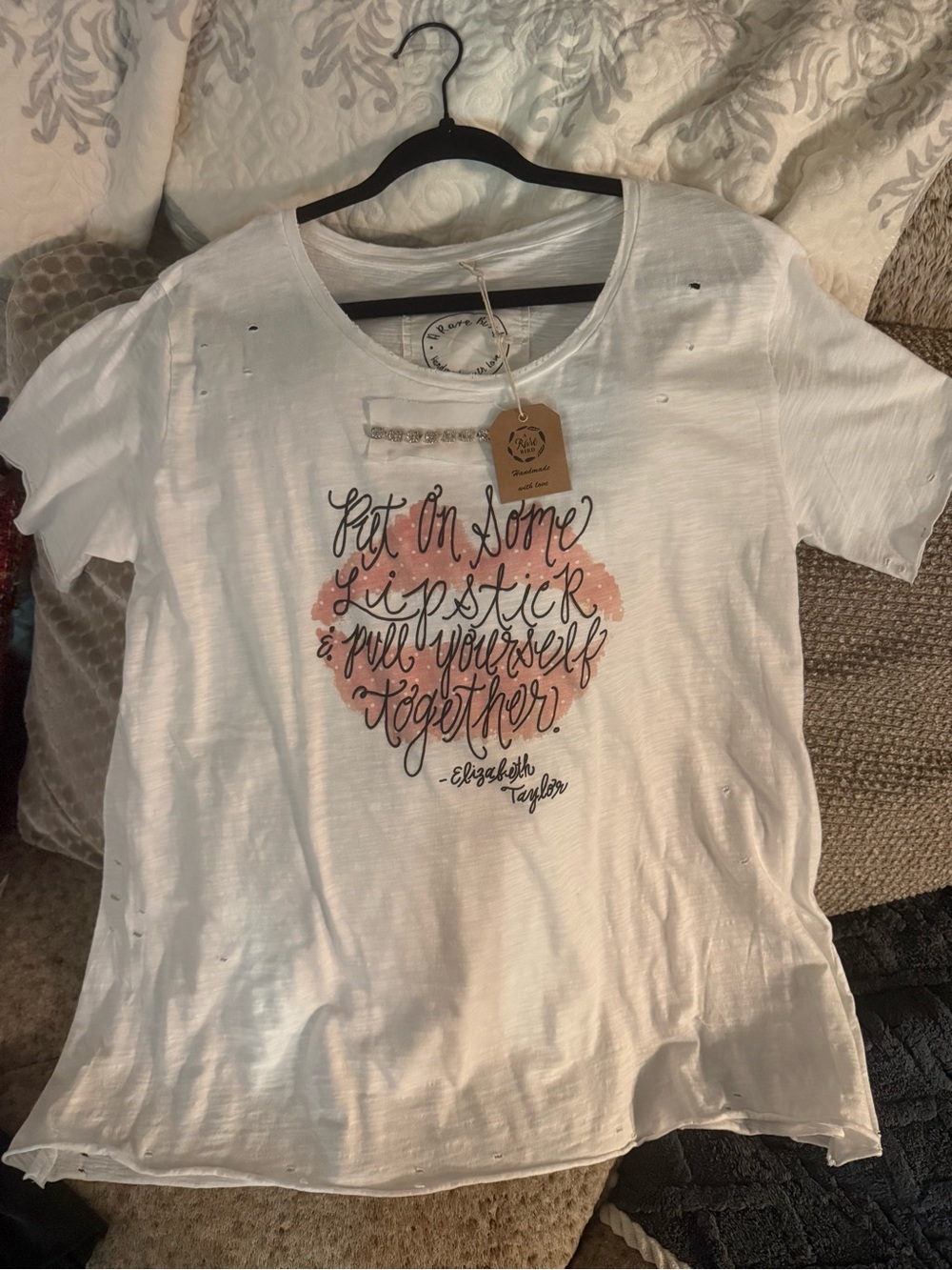 NWT L/XL A Rare Bird Embellished Tee / Elizabeth Taylor quote